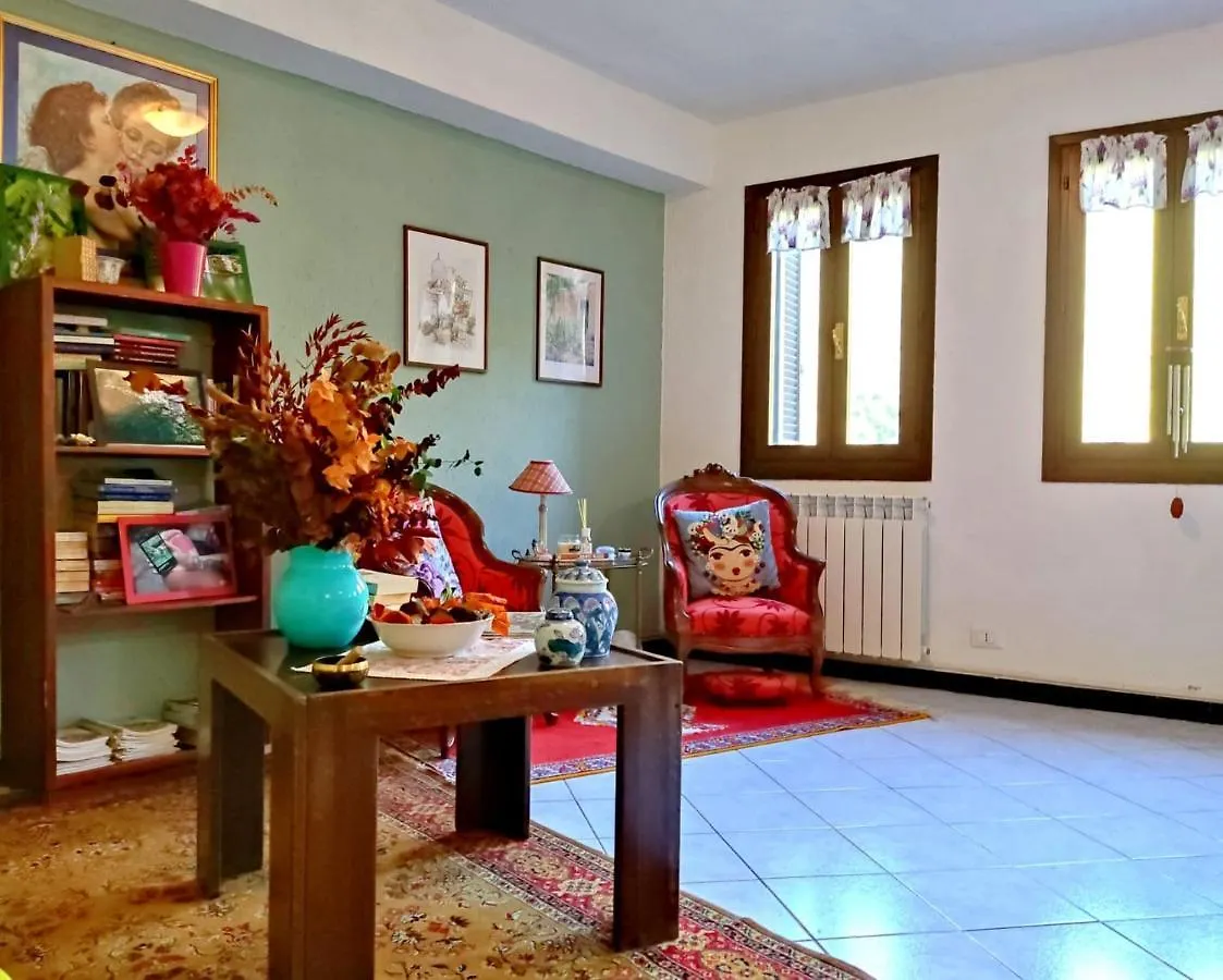 Leo Anfosso Hostel Carpasio